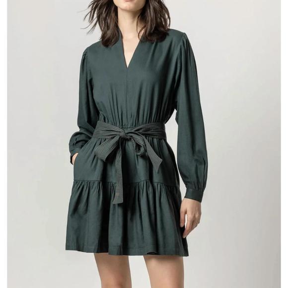 LILLA P SPLIT NECK BUTTON DOWN